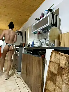 Snapshot of aphrodite_sexy chatting on 11.13.25 aphrodite sexy online show from 11.13.25