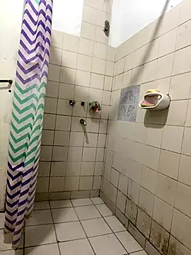 Snapshot of aphrodite_sexy chatting on 12.02.25 aphrodite sexy online show from 12.02.25