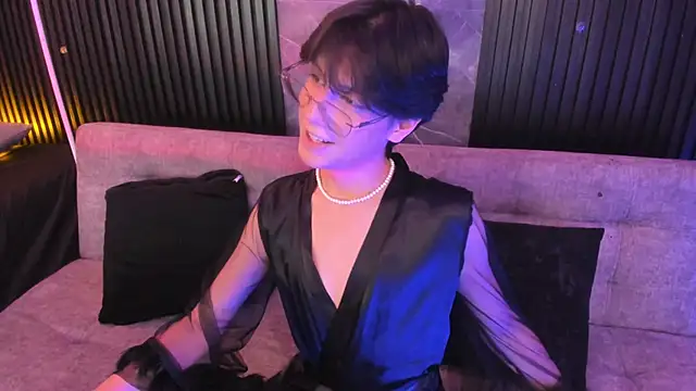 Snapshot of luixdust_ chatting on 11.07.25 luixdust online show from 11.07.25