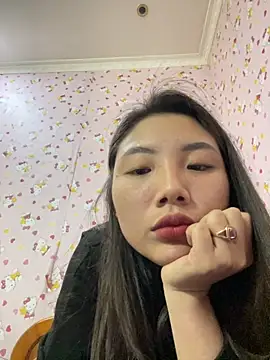 D2sweet online show from 11.28.25