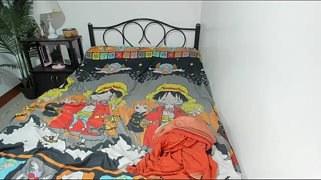 Snapshot of Tanya_Scott chatting on 10.21.25 Tanya Scott online show from 10.21.25