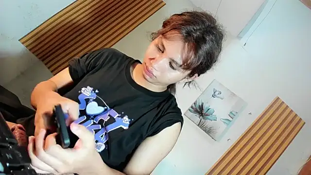 Snapshot of Ts_morena chatting on 10.28.25 Ts morena online show from 10.28.25