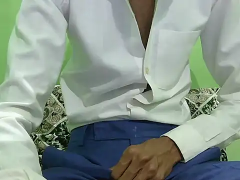 rockyy23boy online show from 10.29.25