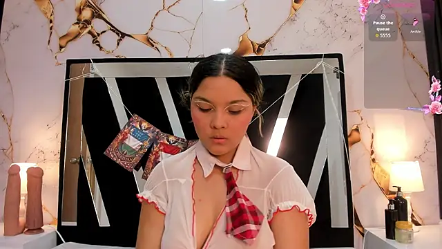 Wonderkloe  online show from 07.08.26