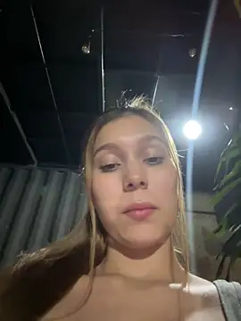 Nikii   online show from 04.25.26