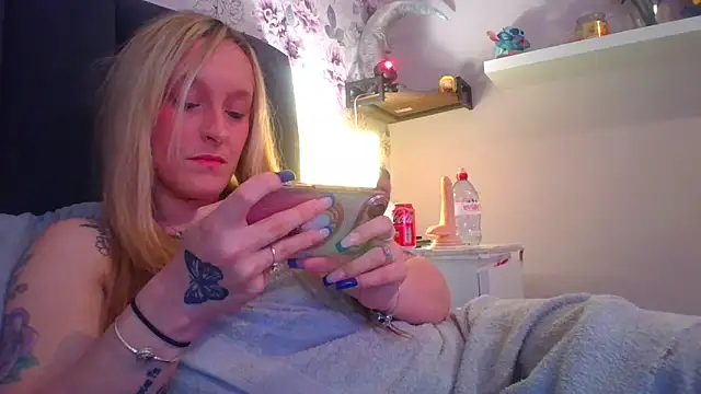 LucyRoseMae online show from 05.12.26