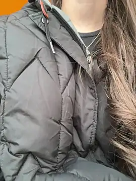 Isabella21  online show from 02.19.26