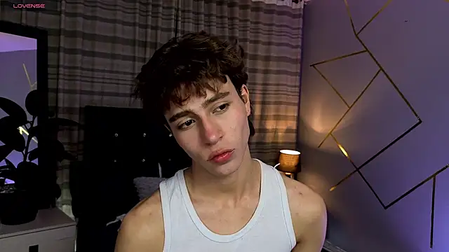 Christopher 77 online show from 10.10.25