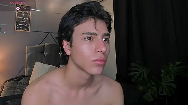 Christopher 77 online show from 11.06.25