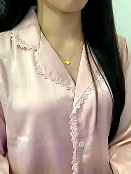 Snapshot of JennyQueen18 chatting on 10.18.25 JennyQueen18 online show from 10.18.25