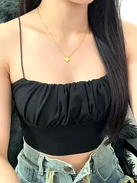 Snapshot of JennyQueen18 chatting on 11.21.25 JennyQueen18 online show from 11.21.25