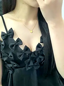 Snapshot of JennyQueen18 chatting on 12.05.25 JennyQueen18 online show from 12.05.25