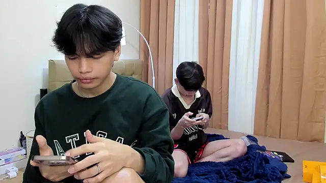 Snapshot of hotfreshdior chatting on 10.02.25 hotfreshdior online show from 10.02.25