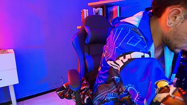 Thonixxx mr online show from 02.24.26