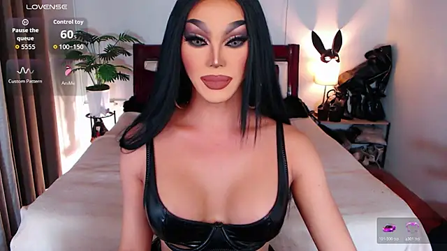 xQueenElektrax online show from 02.21.26