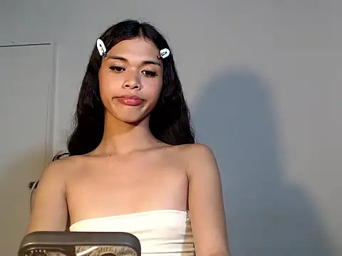 urcurlydiva online show from 11.25.25