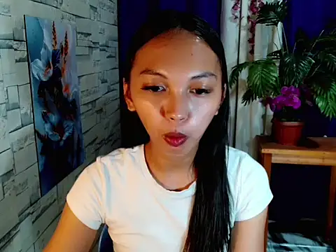 Simi Ipit online show from 07.25.26