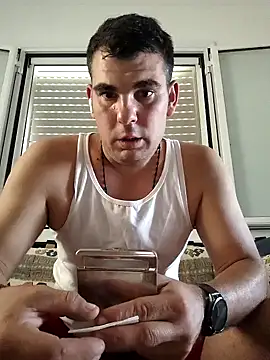 Snapshot of m702d-gr chatting on 09.22.25 m702d-gr online show from 09.22.25