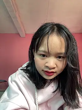 Snapshot of Daisy018 chatting on 09.10.25 Daisy018 online show from 09.10.25