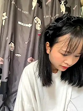 Snapshot of Daisy018 chatting on 09.11.25 Daisy018 online show from 09.11.25