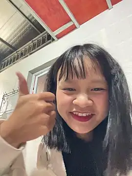 Snapshot of Daisy018 chatting on 10.07.25 Daisy018 online show from 10.07.25