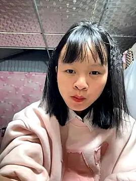 Snapshot of Daisy018 chatting on 10.19.25 Daisy018 online show from 10.19.25