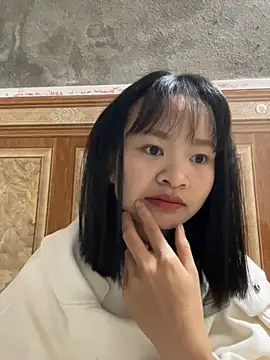 Snapshot of Daisy018 chatting on 11.05.25 Daisy018 online show from 11.05.25