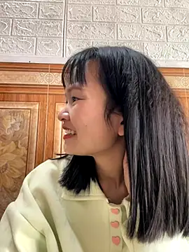 Snapshot of Daisy018 chatting on 11.23.25 Daisy018 online show from 11.23.25