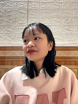 Snapshot of Daisy018 chatting on 11.28.25 Daisy018 online show from 11.28.25