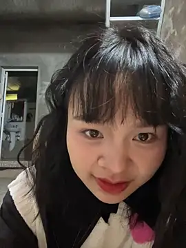 Snapshot of Daisy018 chatting on 12.05.25 Daisy018 online show from 12.05.25