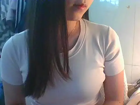 Snapshot of Linzly chatting on 01.18.26 Linzly online show from 01.18.26