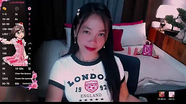 Snapshot of sexystela chatting on 05.06.26 sexystela online show from 05.06.26