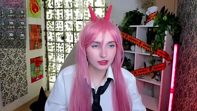 Elis Cherry online show from 10.31.25