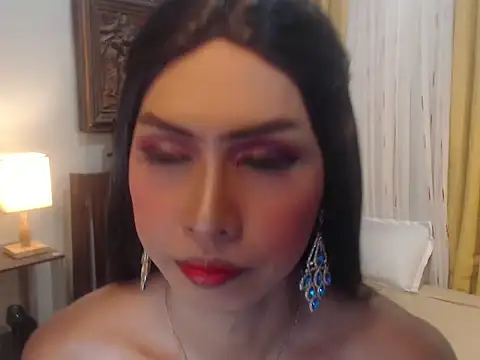 Nathalieheartt online show from 10.26.25