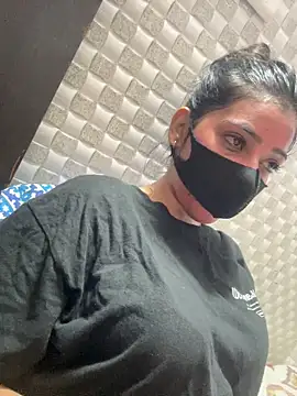 Hot Jaanvi  online show from 06.29.26