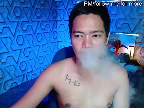 Snapshot of MANIACasianX chatting on 05.22.26 MANIACasianX online show from 05.22.26