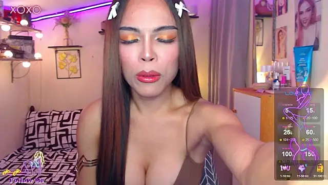 izabella moore online show from 03.11.26