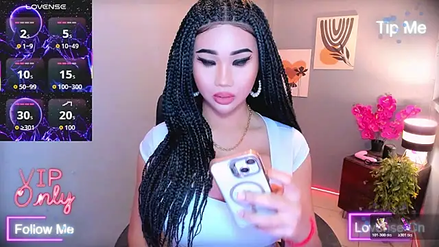 Snapshot of TriciaCumLoader chatting on 01.17.26 TriciaCumLoader online show from 01.17.26