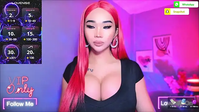 Snapshot of TriciaCumLoader chatting on 02.12.26 TriciaCumLoader online show from 02.12.26