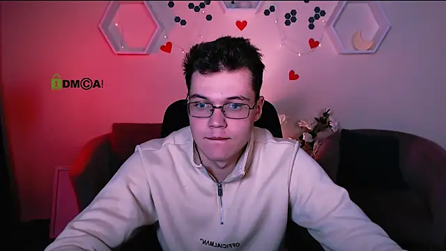 lucas long  online show from 10.07.25