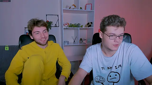 lucas long  online show from 10.09.25