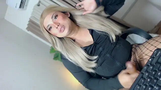 Samantha Millerxxx online show from 03.12.26