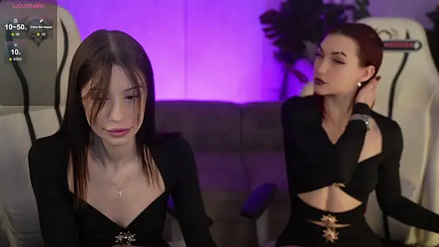 Snapshot of Selena_Glow chatting on 01.13.26 Selena Glow online show from 01.13.26