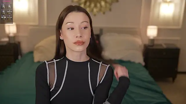 Snapshot of Selena_Glow chatting on 03.06.26 Selena Glow online show from 03.06.26