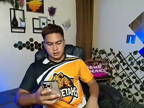 Snapshot of Asian_jayeel chatting on 02.09.26 Asian jayeel online show from 02.09.26