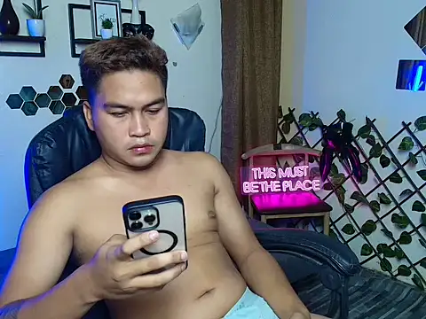 Snapshot of Asian_jayeel chatting on 02.15.26 Asian jayeel online show from 02.15.26