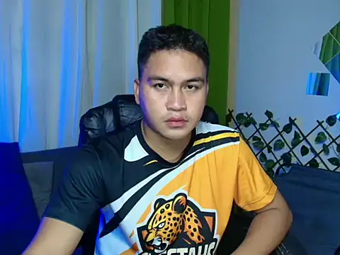 Snapshot of Asian_jayeel chatting on 04.01.26 Asian jayeel online show from 04.01.26