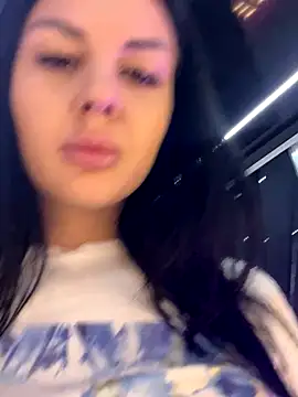 Snapshot of KenyaCruz chatting on 10.16.25 KenyaCruz online show from 10.16.25