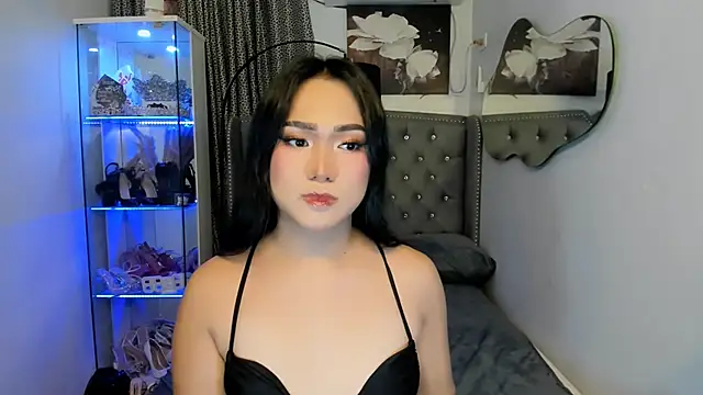 Snapshot of bigcockvenice chatting on 10.28.25 bigcockvenice online show from 10.28.25