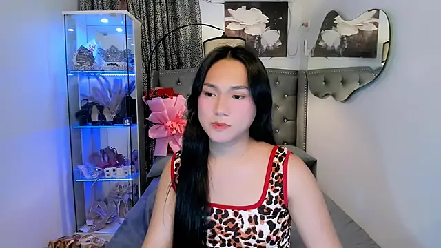 Snapshot of bigcockvenice chatting on 11.21.25 bigcockvenice online show from 11.21.25